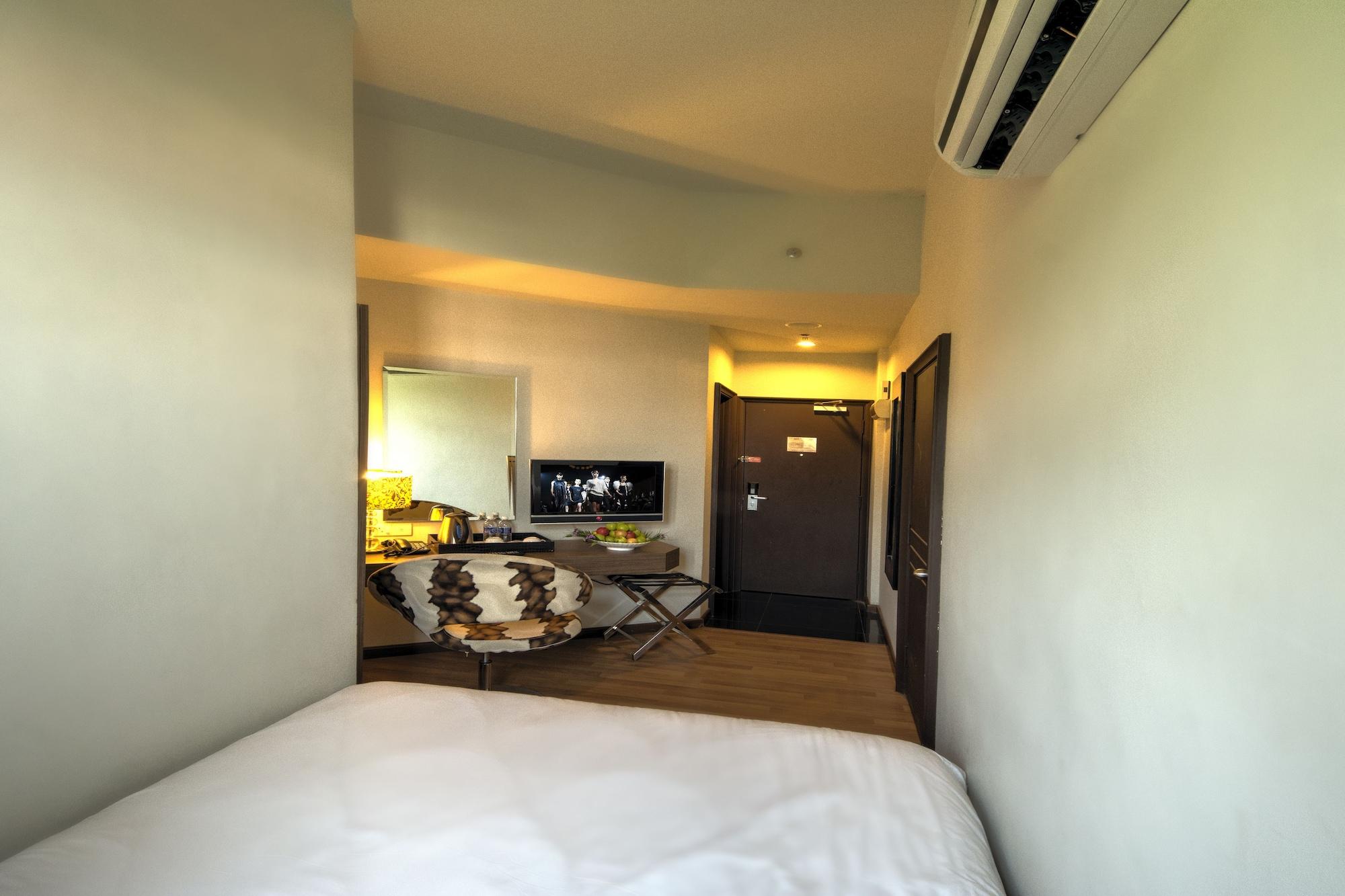 Arenaa Deluxe Hotel Malacca Exterior foto